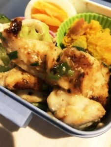 鶏胸肉の塩麹焼き